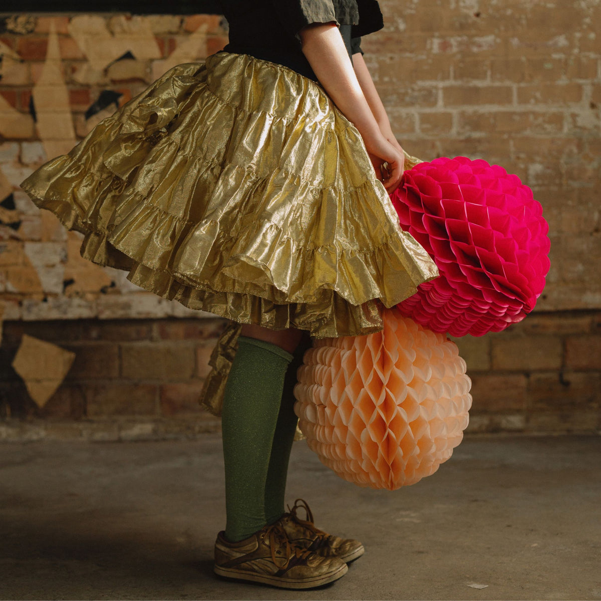 Green Honeycomb Ball Tissue Paper Decoration – 35cm