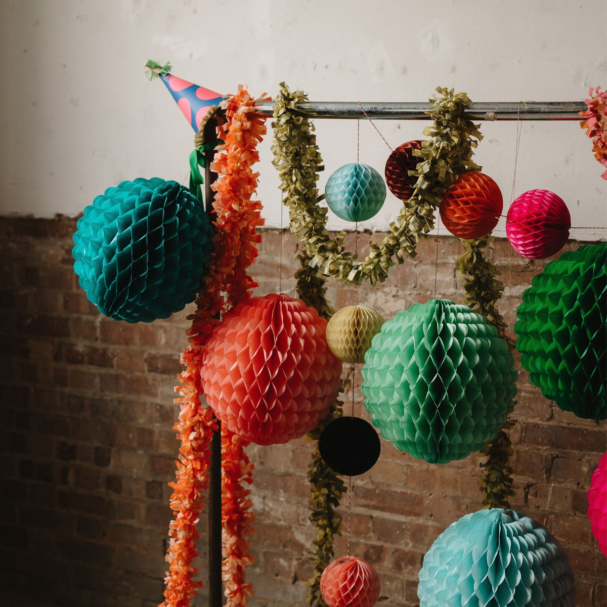 Green Honeycomb Ball Tissue Paper Decoration – 35cm