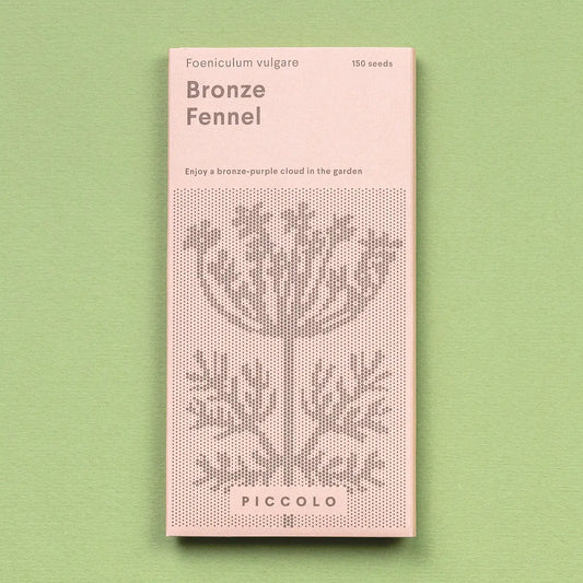 Packaging of Piccolo Bronze Fennel seeds with an illustration of the plant on a beige background.